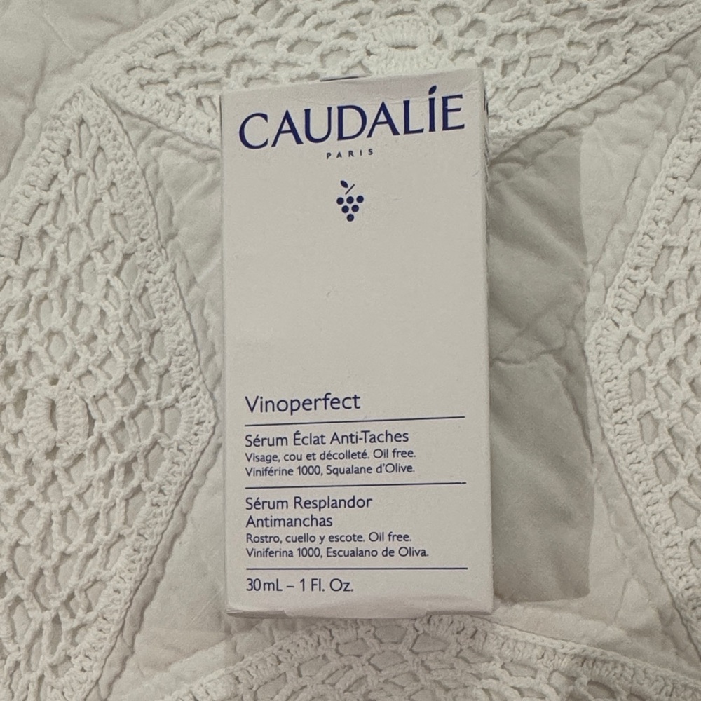 Caudalie Vinoperfect Serum dark Spot all skin oil free for face neck and chest